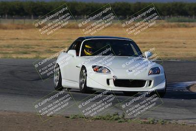 media/Sep-17-2023-Speed Ventures (Sun) [[7e780ba612]]/Green/Session 1 (Grapevine)/